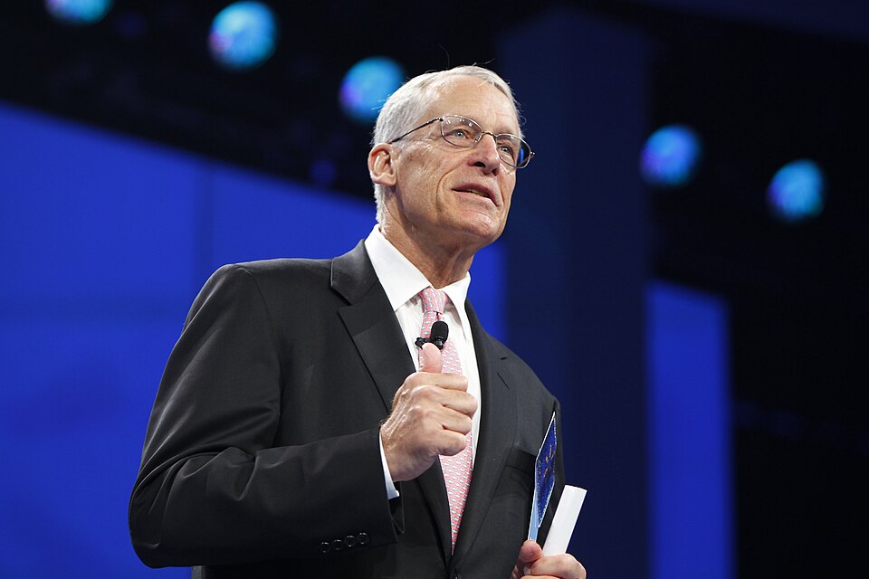 Photo : Walmart Corporate — CC BY 2.0, via Wikimedia Commons Rob Walton