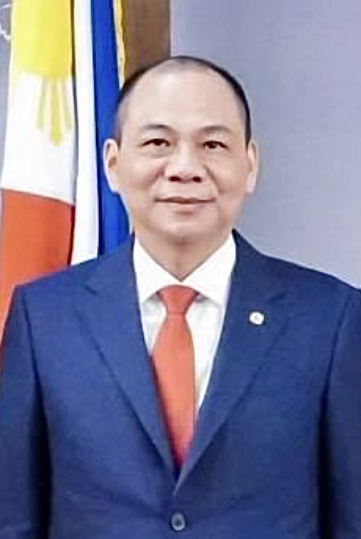 Pham Nhat Vuong