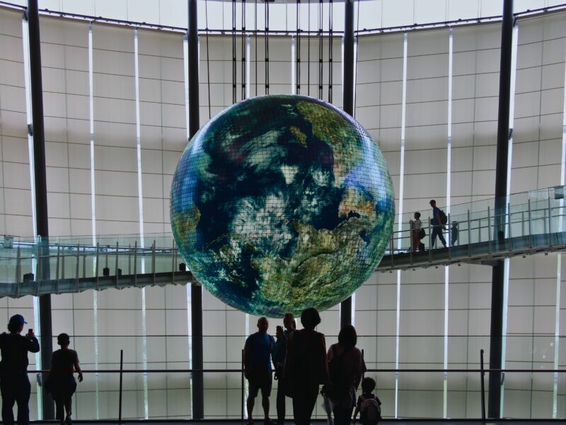 Réforme de la cartographie mondiale ONU planisphère Equal Earth
